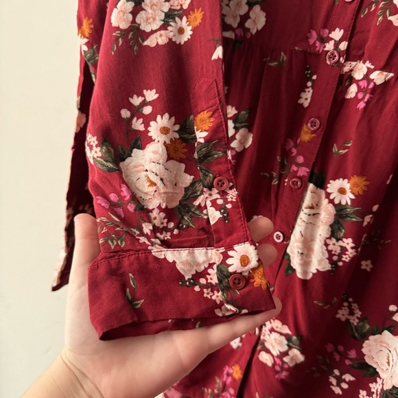 Torrid | Emma Babydoll Burgundy Floral Button-Front Tunic - Picture 8 of 12